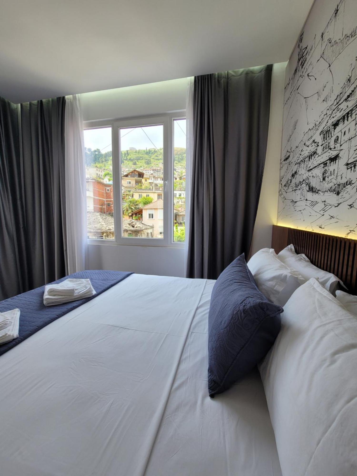 Jani Studio Apartments Gjirokastër Quarto foto