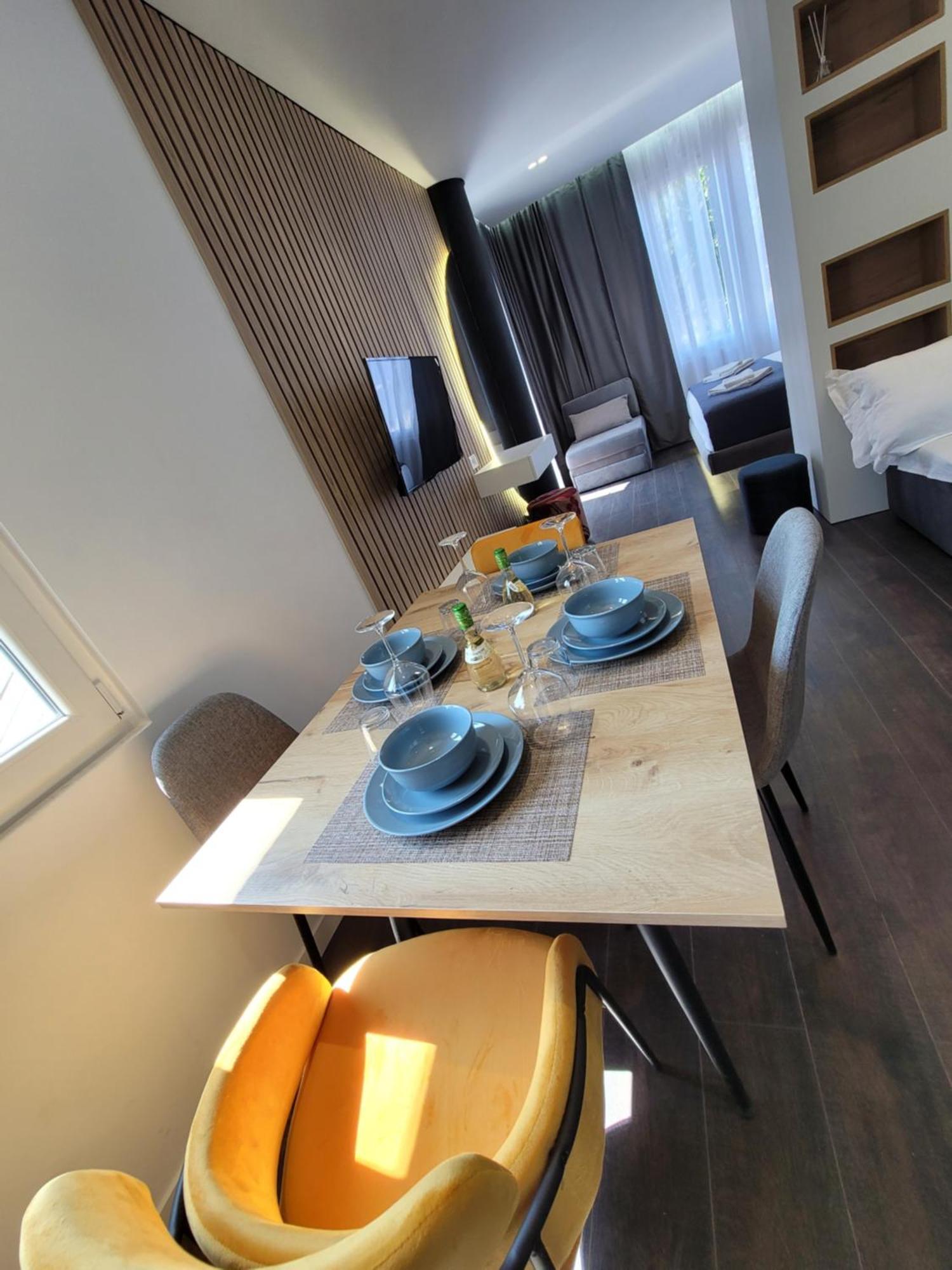 Jani Studio Apartments Gjirokastër Quarto foto