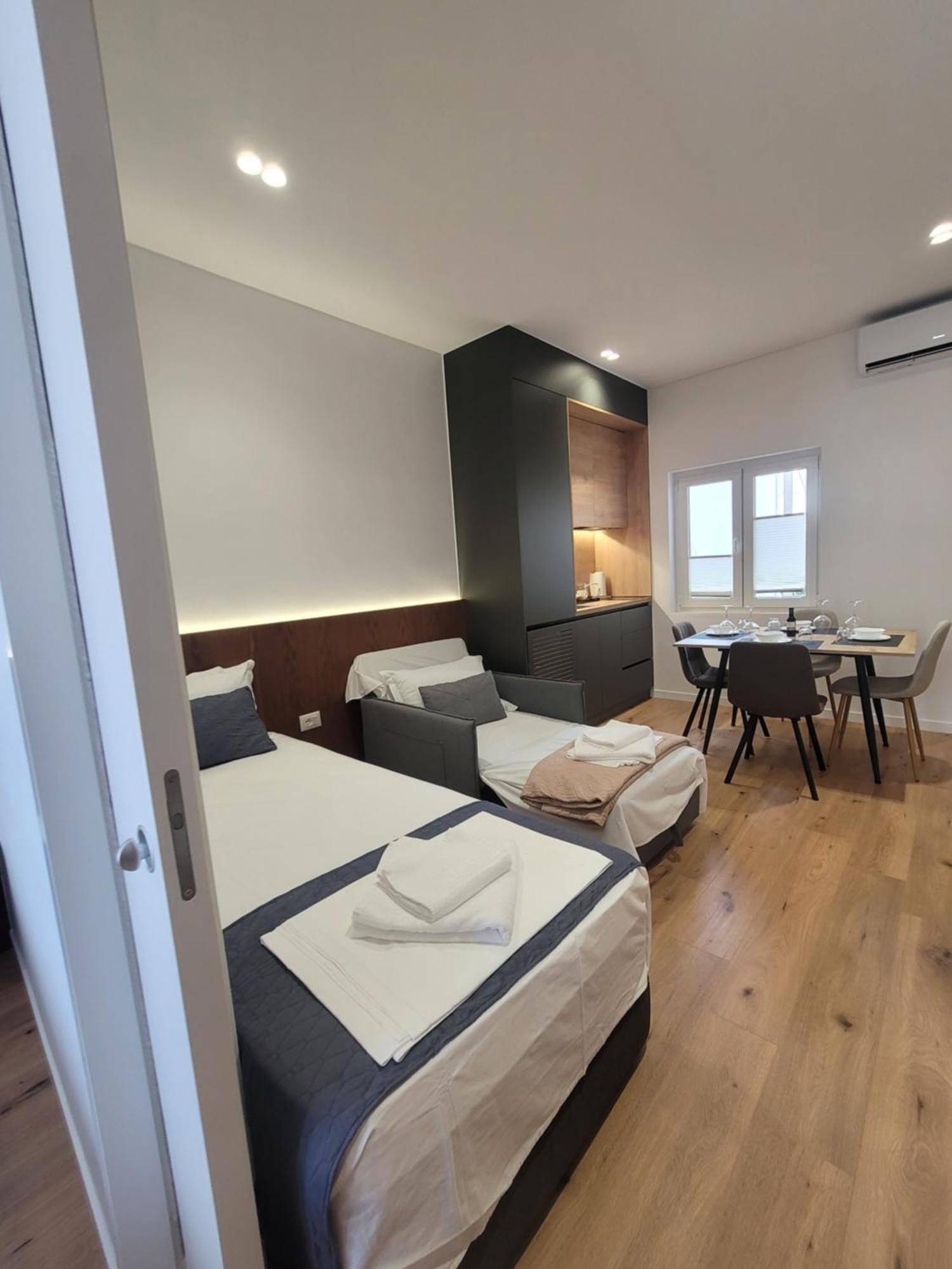Jani Studio Apartments Gjirokastër Quarto foto
